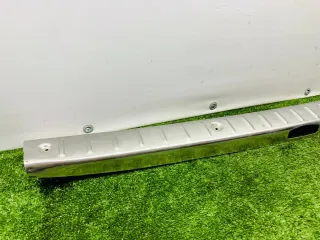   Накладка декоративная на заднюю панель кузова  Citroen C5 1 Арт 145154, вид 3