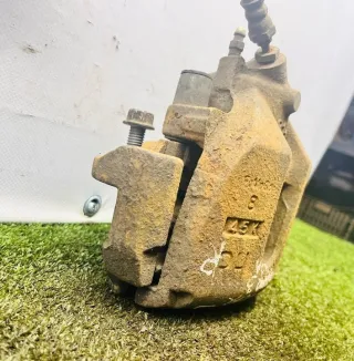  Суппорт тормозной передний правый Mazda 3 BK Арт 149061, вид 3