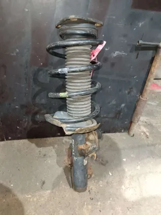  Стойка передняя левая Mazda 3 BK Арт C862803, вид 1