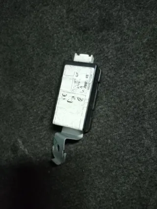  Блок управления центральным замком Mazda 3 BK Арт 87765183, вид 1