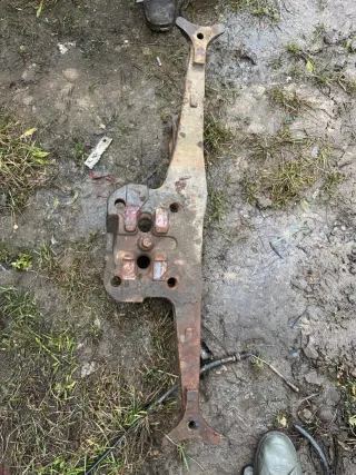  Кронштейн крепления пневмоподушки DAF XF 95 Арт 87863536, вид 1