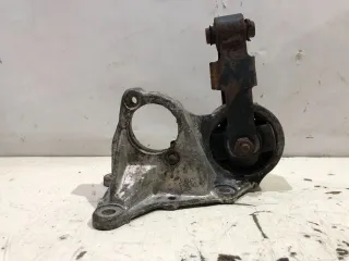  Кронштейн полуоси Citroen Xantia Арт D1321893947, вид 3