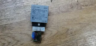 3211167320 Реле поворотов Mazda 323 F Арт 88218798, вид 1