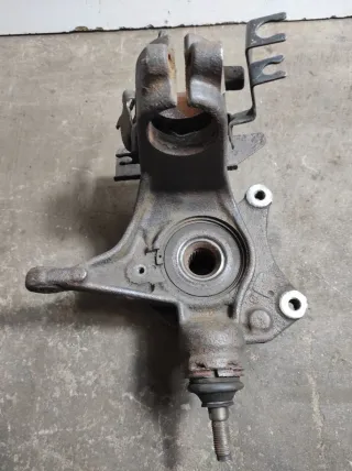  Кулак поворотный передний левый Citroen C5 1 Арт 88220651, вид 3