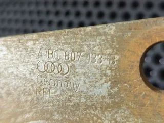 4B0 807 133 B Клык бампера передний левый Audi A6 C5 (S6,RS6) Арт 88284790, вид 4