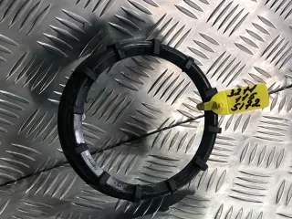 321201375A Гайка топливного насоса Volkswagen Passat B5 2.0л i Арт 32111155172, вид 1