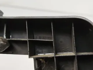 4B0863098 Накладка боковая на сиденье Audi A6 C5 (S6,RS6) Арт 88348673, вид 4