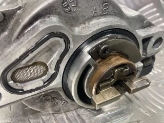 BOSCH Насос вакуумный Citroen C4 Picasso 1 1.6л HDI Арт 11431304762, вид 2