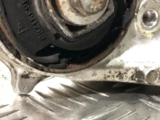 DVC,BPC 810907 Подушка двигателя Mazda 3 BK 1.6л TD Арт D13211415308, вид 2