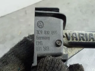 3C9810899 Крепление лючка топливного бака Volkswagen Passat B6 2.0л ( ) Арт 88539228, вид 6