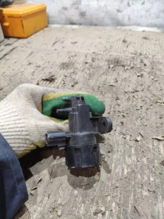  Клапан управления турбиной (Актуатор) Ford Focus 1 Арт 88587083, вид 4