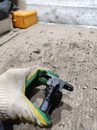  Клапан управления турбиной (Актуатор) Ford Focus 1 Арт 88587083, вид 5