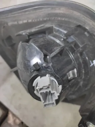 P2913R Фонарь крышки багажника правый Mazda 3 BK Арт 111996357, вид 6