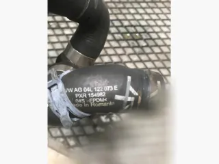 04L121087, 04L122073E Патрубок (трубопровод, шланг) Skoda Octavia A7 Арт 69902983, вид 4