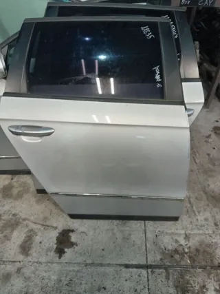  Дверь задняя правая Volkswagen Passat B6 Арт 88636244, вид 1