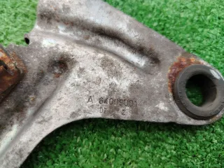 A6400900140 Кронштейн воздушного фильтра Mercedes B W245 Арт 88644180, вид 3
