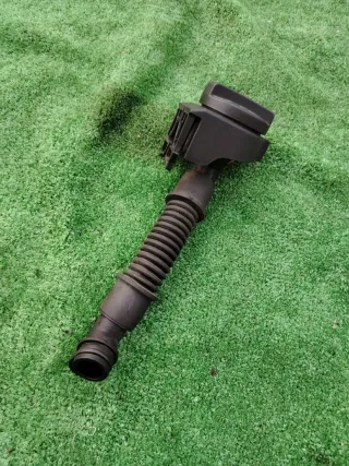 A6400100369 Горловина маслозаливная Mercedes B W245 2.0л CDI Арт 88644377, вид 1