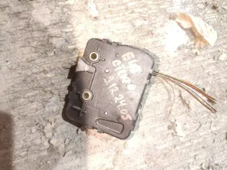  Замок стекла двери багажника BMW 3 E46 Арт 88672426, вид 1