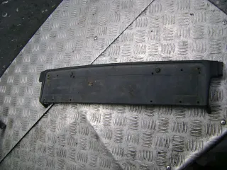 8159357 Площадка гос номера (рамка) BMW 5 E39 Арт 88672763, вид 1