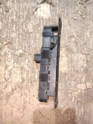  Кнопка стеклоподъемника переднего правого Citroen C8 Арт 88698552, вид 4