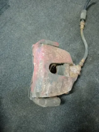  Суппорт тормозной передний правый Mazda 3 BK Арт 88703618, вид 3