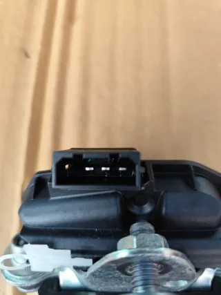 5J0827501B Замок крышки багажника Skoda Roomster 1 restailing Арт 88784619, вид 5