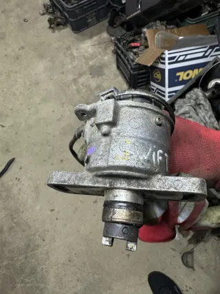  Распределитель зажигания (трамблер) Suzuki Swift 1 Арт 35845883