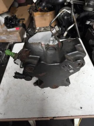 30756125, 0445010111, 0928400573, 0281002623 Насос топливоподкачивающий ТНВД Volvo S40 2 2.4л Арт 2194, вид 1