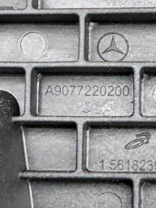 A9107201000 Кронштейн (крепление) Mercedes Sprinter W907/910 Арт 88925819, вид 3
