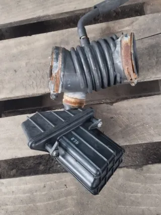 LF5013221 Патрубок воздушного фильтра Mazda 3 BK Арт 88929818, вид 2