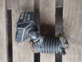 LF50 Патрубок воздушного фильтра Mazda 3 BK Арт 88931455, вид 1