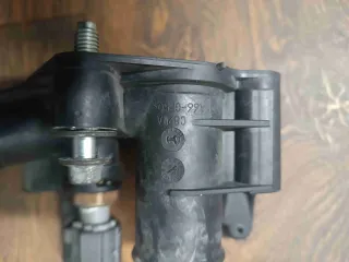   Корпус термостата Ford Focus 3 Арт 00028, вид 3