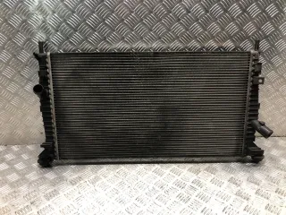 3M5H8005TJ Радиатор основной Mazda 3 BK Арт 41111415659, вид 1