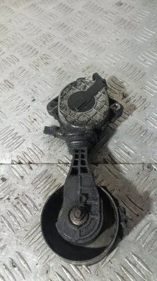  Натяжитель и ролики приводного ремня Citroen C5 2 1.6л EP6 Арт 89708607, вид 2