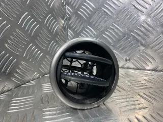 bp4kgm731 Дефлектор обдува салона Mazda 3 BK Арт 32111356119, вид 2