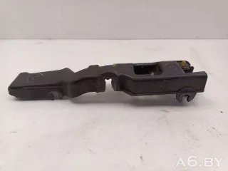 631223715R Кронштейн крепления крыла переднего правого Renault Scenic 3 Арт 89850023, вид 3