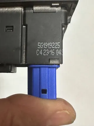  Кнопка аварийки Volkswagen Golf 7 Арт 89853269, вид 3