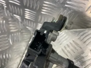 0390201588, BOSCH Моторчик заднего стеклоочистителя (дворника) Mazda 3 BK Арт 52411416148, вид 4