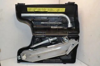 4b9010149f Набор инструментов штатный Audi A6 C5 (S6,RS6) Арт A301, вид 1