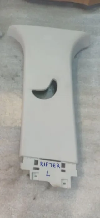  Обшивка стойки центральной правой (накладка) Citroen Berlingo 3 Арт 90074967, вид 1