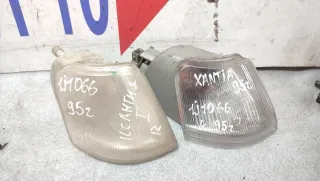 085093 Поворотник правый Citroen Xantia Арт 1J1066, вид 1