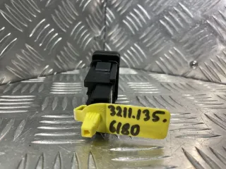 BP4K664H0 Кнопка аварийки Mazda 3 BK Арт 32111356180, вид 3