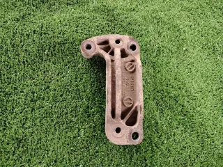 A1693760242 Кронштейн полуоси Mercedes B W245 Арт 90431950, вид 2