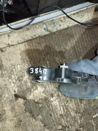  Моторчик стеклоподъемника задний правый Mazda 3 BK Арт 90433528, вид 5