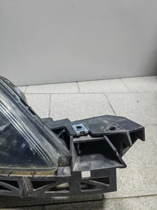  Фара передняя правая Mazda 3 BK Арт 70585978, вид 2