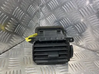 BP4K64930 Дефлектор обдува салона Mazda 3 BK Арт 32111356113, вид 1