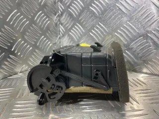 BP4K64930 Дефлектор обдува салона Mazda 3 BK Арт 32111356113, вид 4