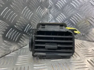 BP4L64930 Дефлектор обдува салона Mazda 3 BK Арт 32111356115, вид 1