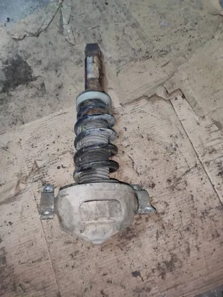  Стойка амортизатора заднего правого Porsche Cayenne 955 Арт 90616570, вид 1