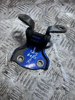  Петля двери задней правой Daewoo Rezzo Арт 90671559, вид 1